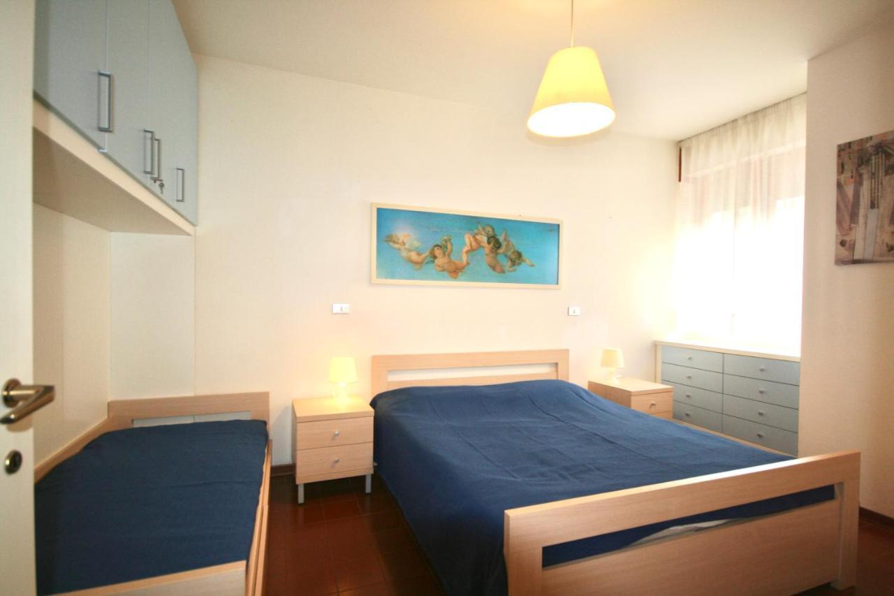 Apartamento Ba- Althea - Piscina- Lignano Sabbiadoro Exterior foto
